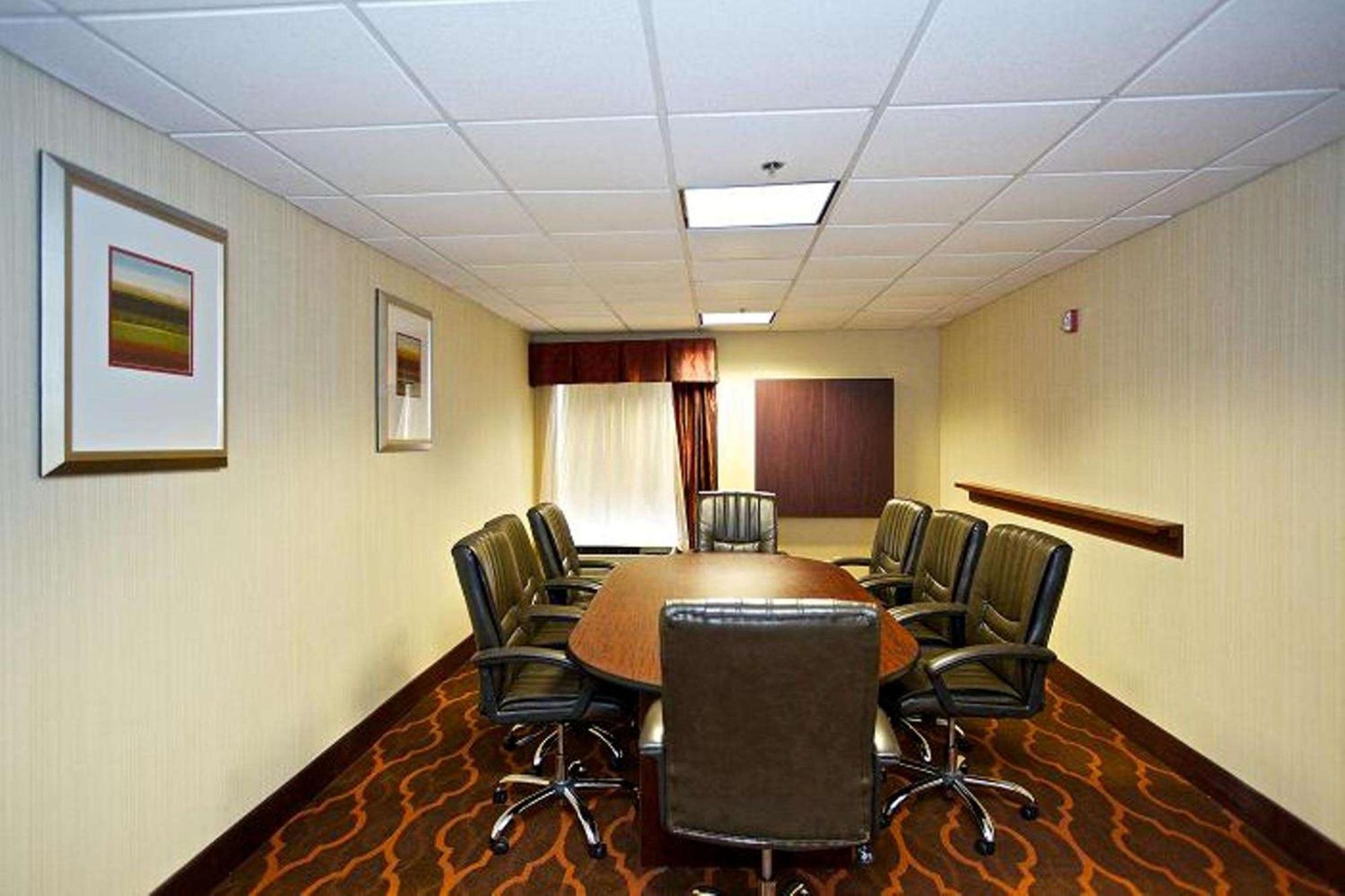 Hampton Inn Atlanta/Дагласвілл Екстер'єр фото