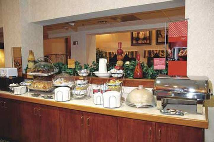 Hampton Inn Atlanta/Дагласвілл Ресторан фото